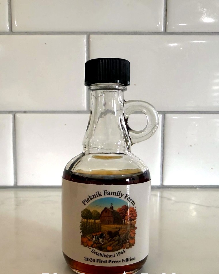 Pieknik Family Farm maple syrup, 50 ml bottle